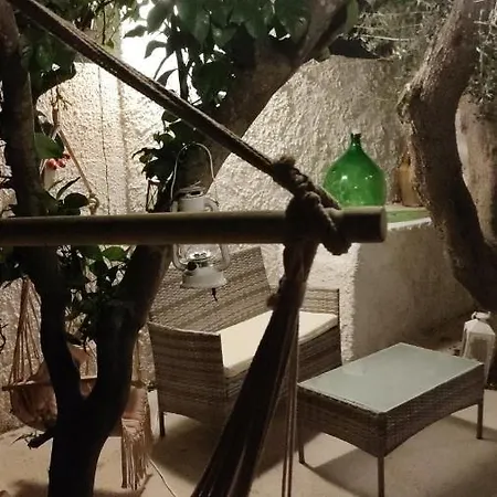 La Lamia بيت للعطل أوستوني